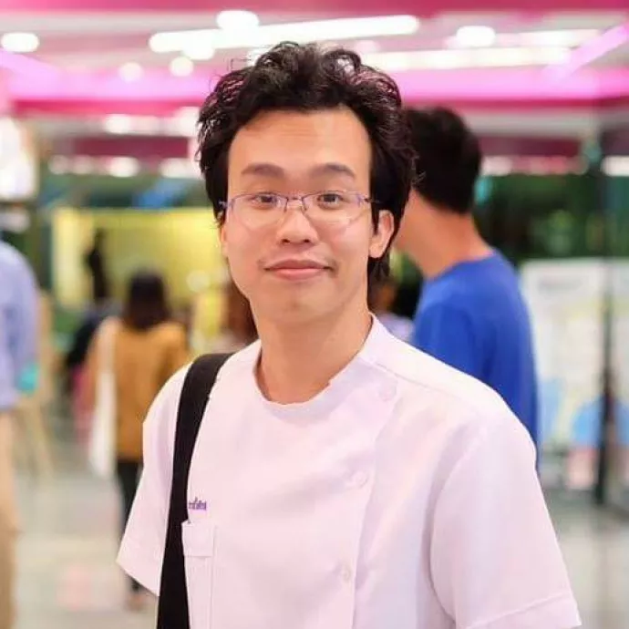 ธราวุฒิ ปราณีโชติรส